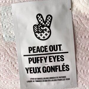 Peace Out Puffy Under-Eye Patch